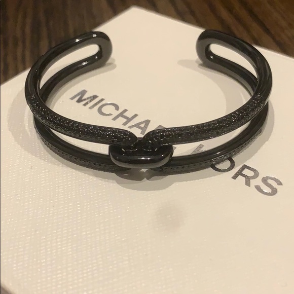 Michael kors bangle - Picture 2 of 2